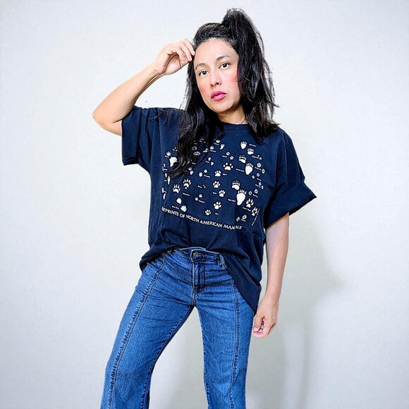 Alere vtg 90s USA made paper tag Footprints of North America Mammals tee M's XL - Picture 7 of 7